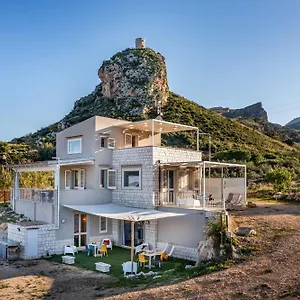 Casa vacanze La Finestra Sul Mare Dello Zingaro, Scopello (Sicily)